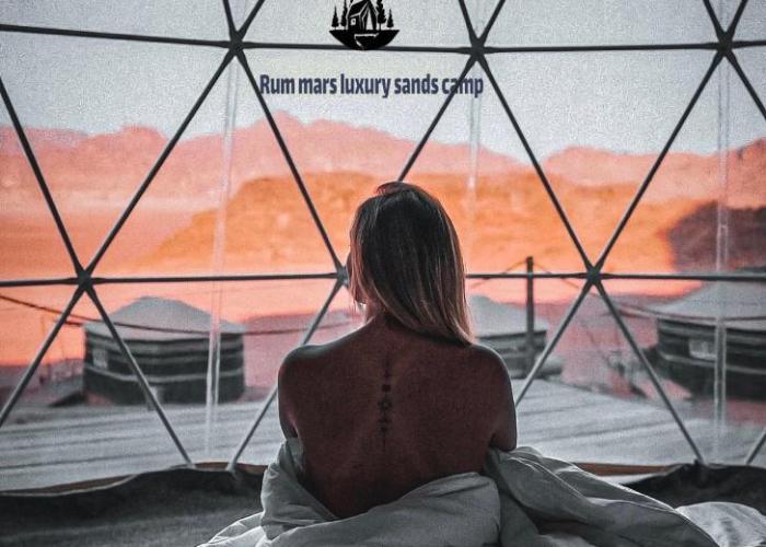 RUM MARS lUXURY SANDS BUBBLE CAMP