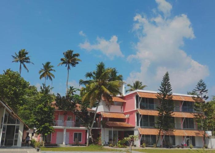 Beach House Varkala by Palmyra