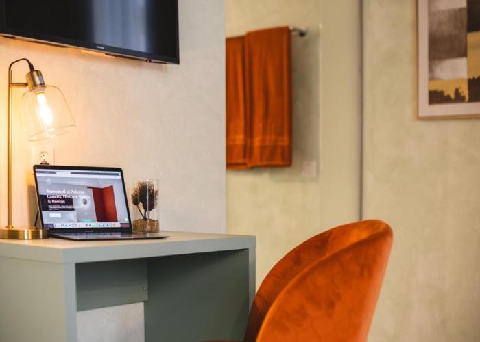 Palazzo Canetti Locarno - Piazza Grande - Suites & Rooms - Easy Self Check-In