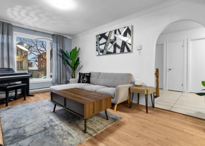 COSY 3 BEDROOMS Montreal
