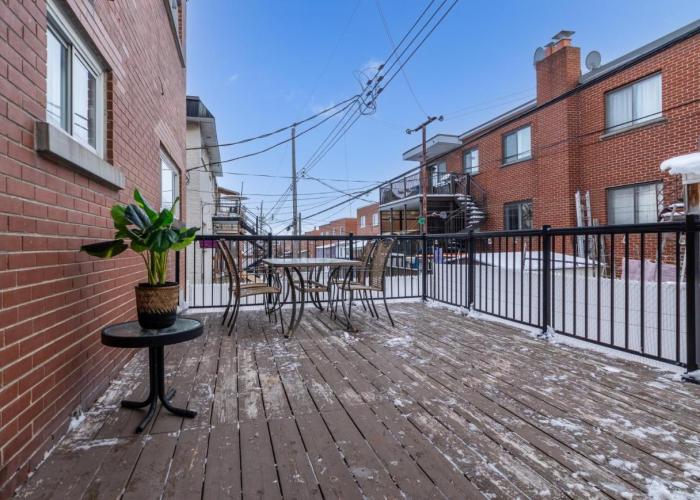 COSY 3 BEDROOMS Montreal