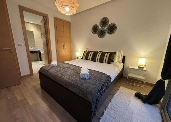 Bouskoura, appart jardin privé