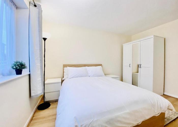 Modern two bedroom Apartment near Wembley stadium by Leda Homes