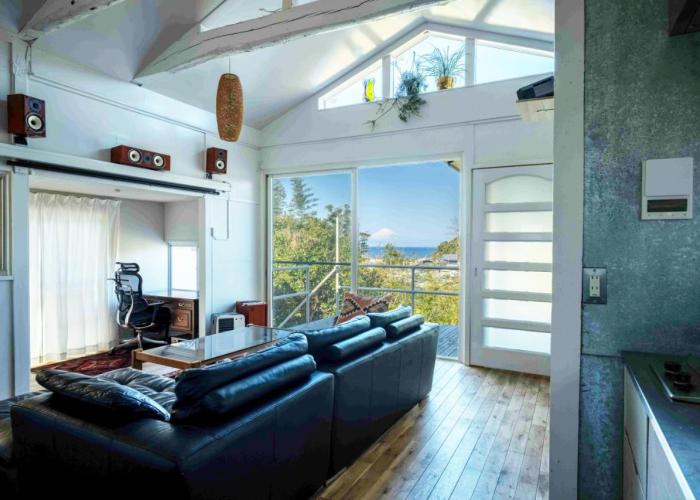 Holiday homes 富士山と海を望む高台のヴィンテージリノベ戸建て