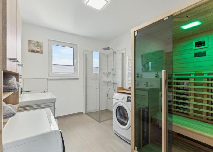 Winterberg LivingStar NEW Apartment with privat Sauna 4 Pers Wifi near Lift