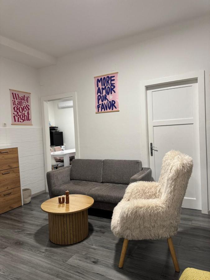 фото Apartman Laros