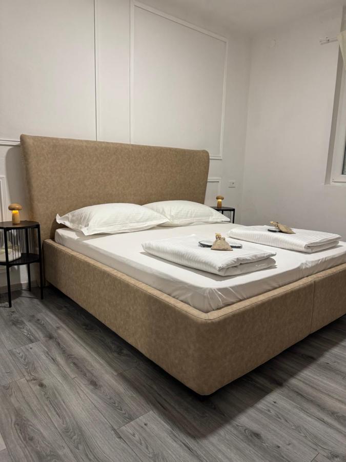 фото Apartman Laros