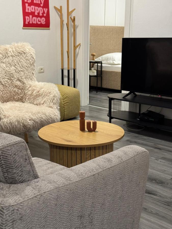 фото Apartman Laros