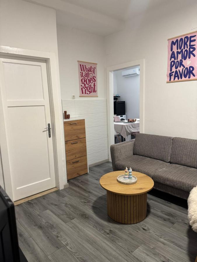 фото Apartman Laros