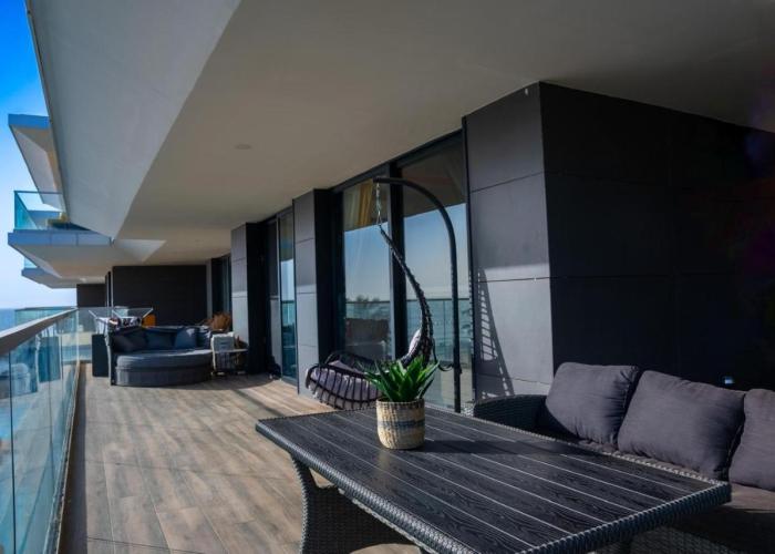 Kololi Sea View Apartment