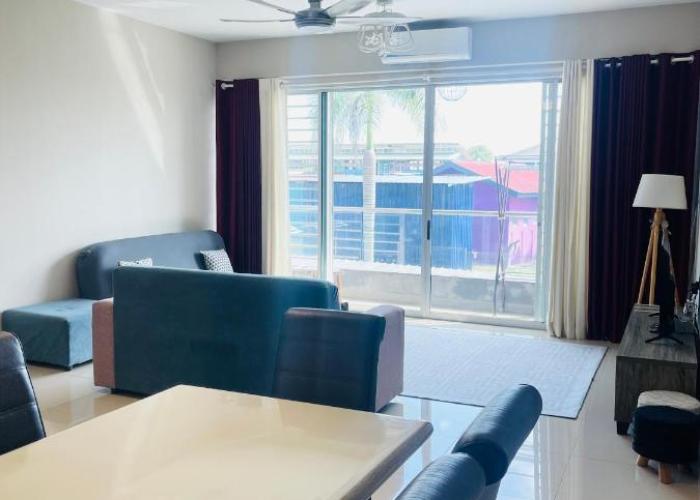 AY3 Home with swimming pool access