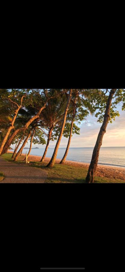 Tropical resort vibes - Northern beaches Cairns