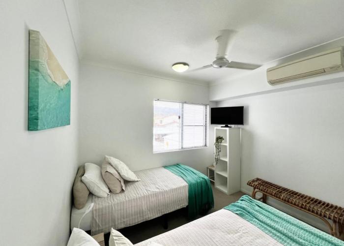 Tropical resort vibes - Northern beaches Cairns