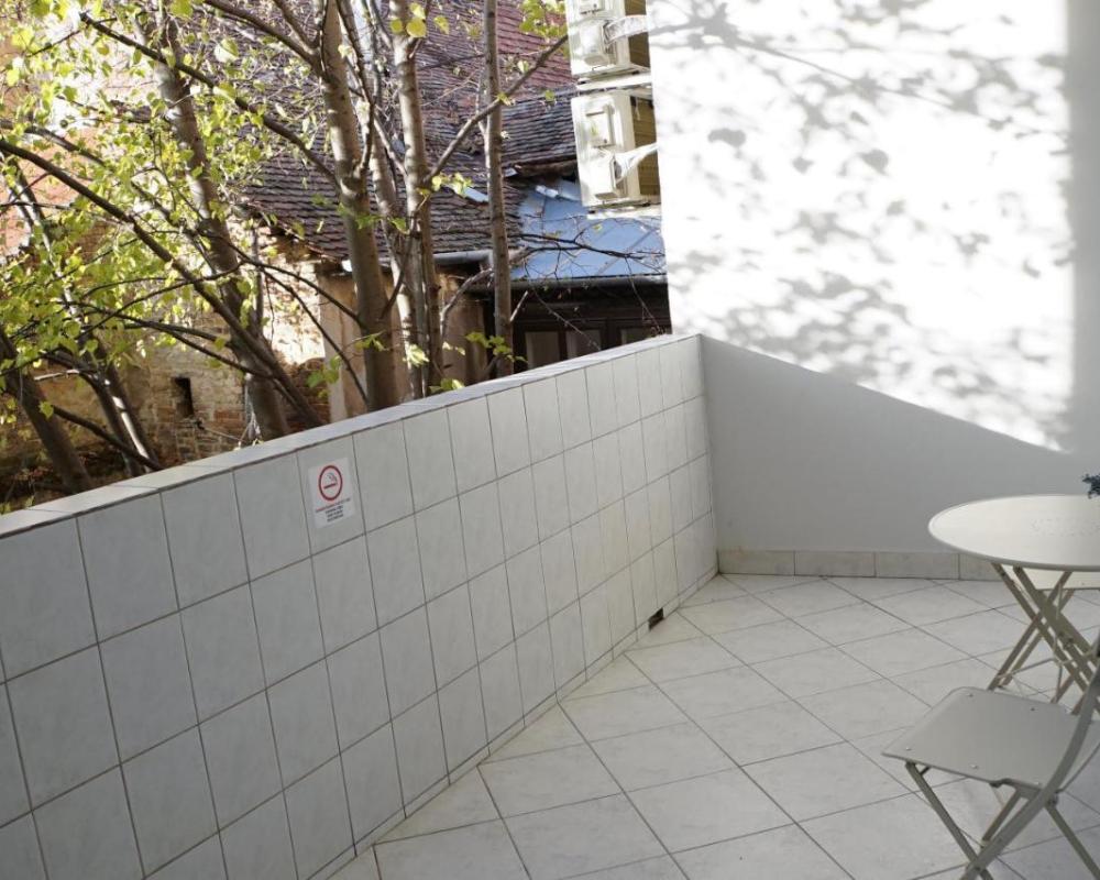 фото Pécs Centrum Apartman