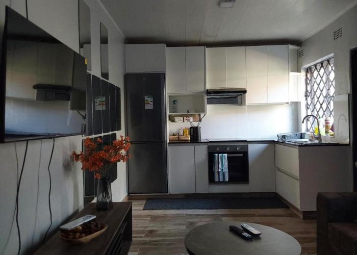 Rena Apartments