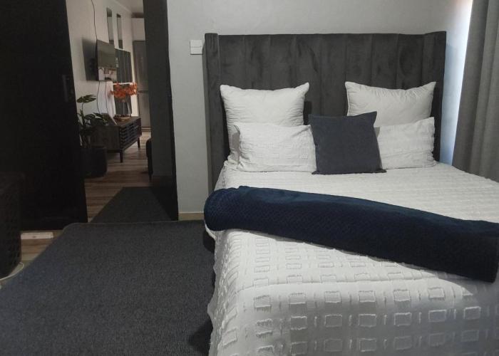 Rena Apartments