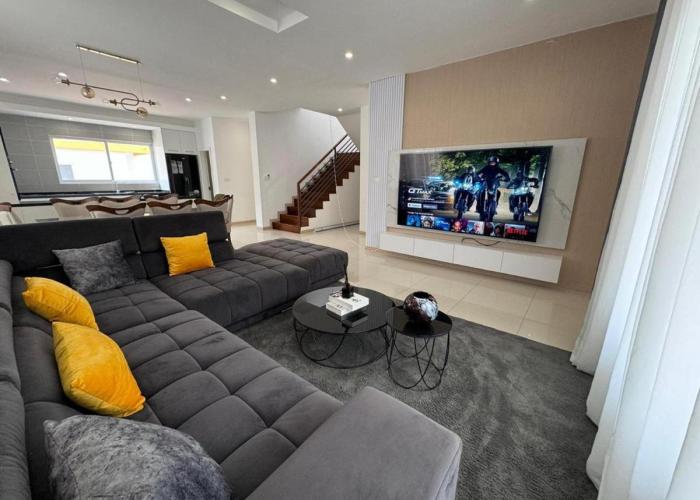 Luxury Escape Spacious Stay with Pool and Terrace
