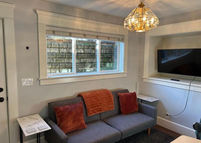 Garden Suite in Colwood