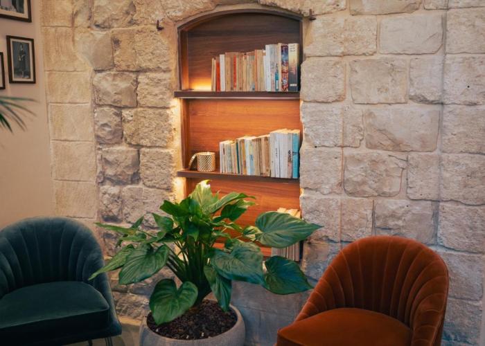 Roots Boutique Hotel