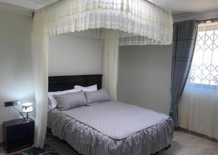 Shalom Apartments and Suites