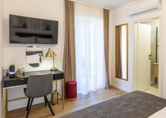 Kala Rooms