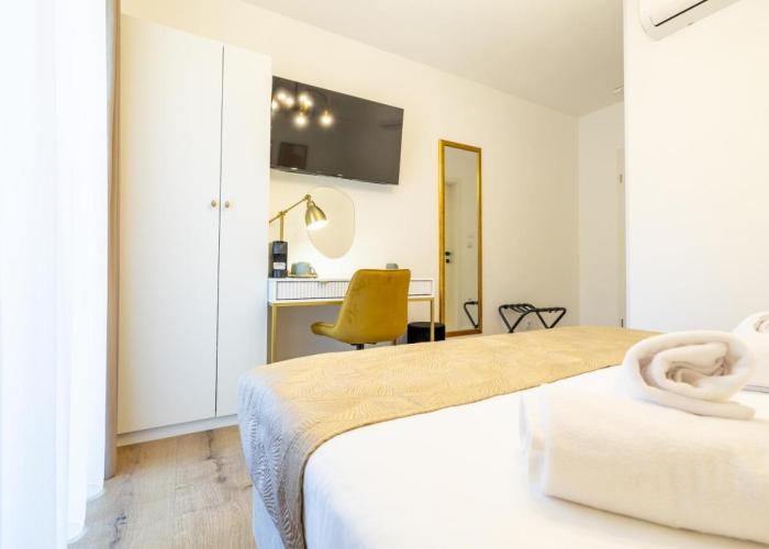 Kala Rooms