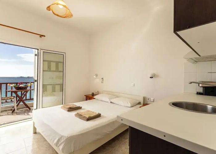 Petalides Apartments
