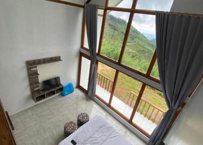 Dieng cabin atas awan