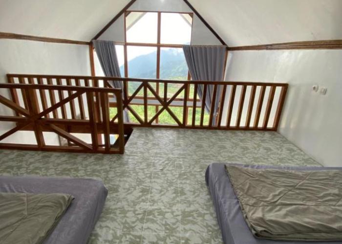 Dieng cabin atas awan