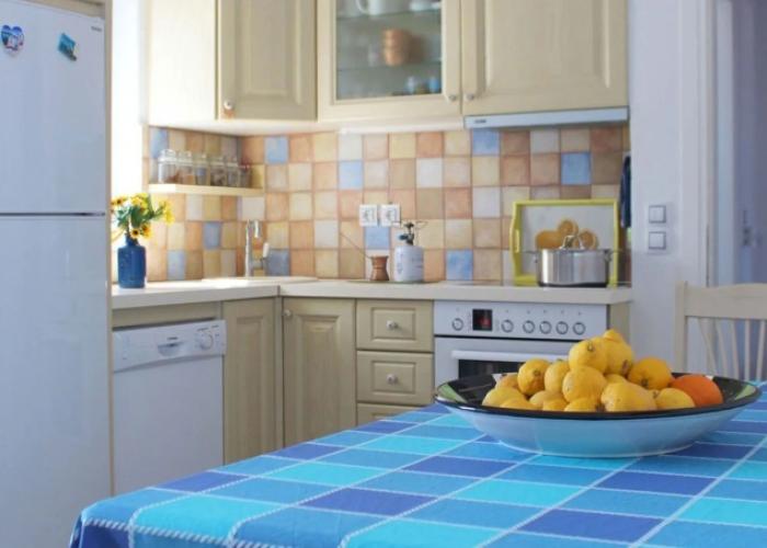 Nakos Homes