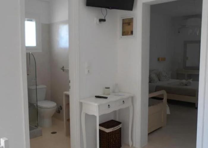 Dahlia Apartments and Studios