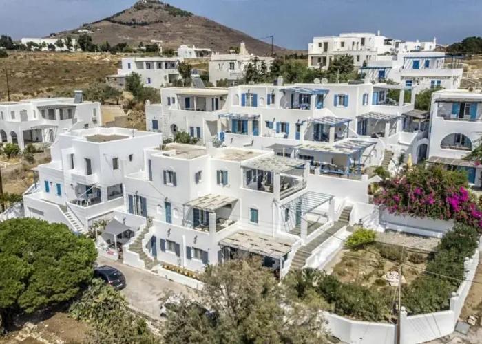 Cleopatra Seaside Homes Paros