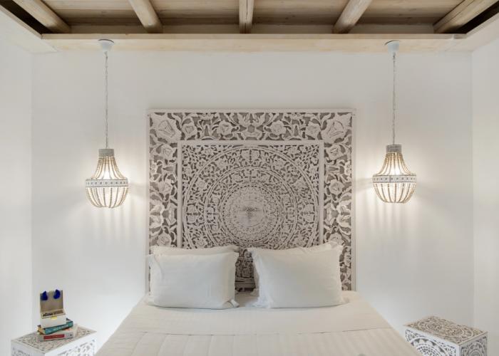 Zefi Hotel & Suites
