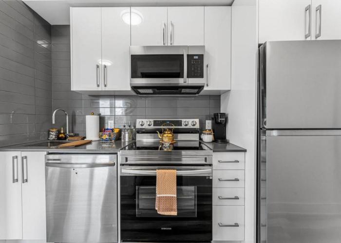 Cozy 2BR Family Friendly Suite Located Just 5 Mins Away From Niagara Falls