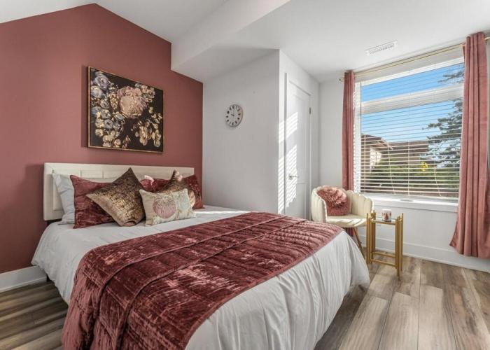 Cozy 2BR Family Friendly Suite Located Just 5 Mins Away From Niagara Falls