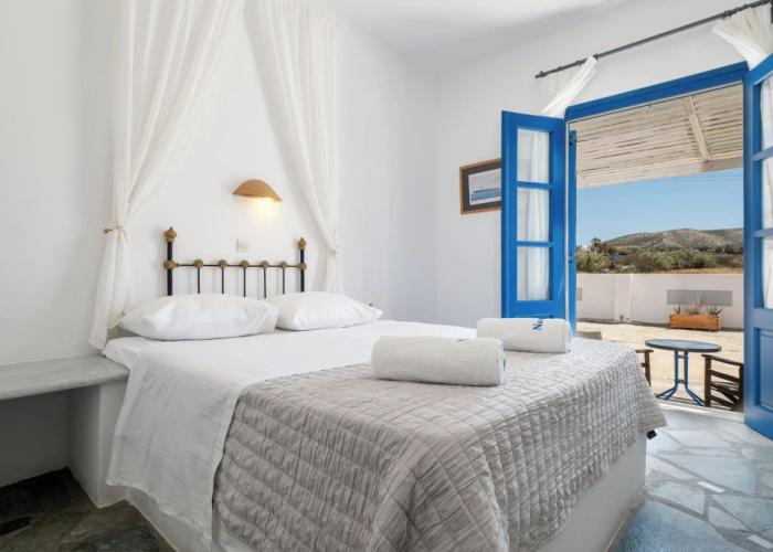 Naoussa Hotel Paros by Booking Kottas