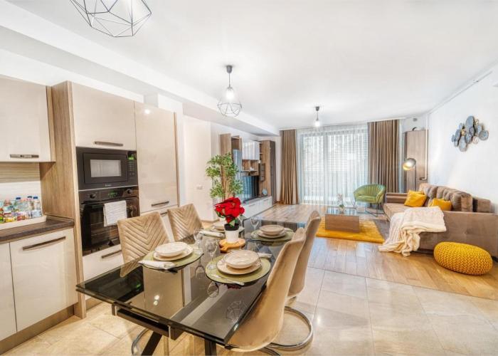 Central, Bloc nou cu parcare Gratuita Emma accommodation in Monarh Tower