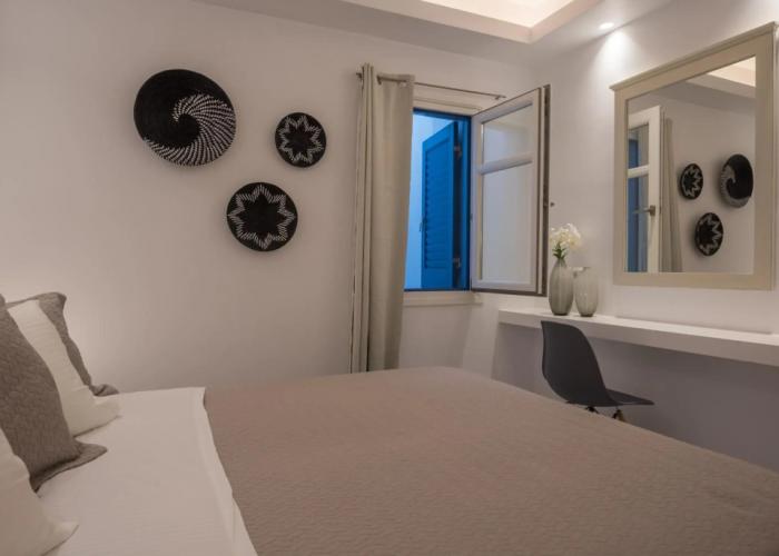 Alexandros Suites & Apartments