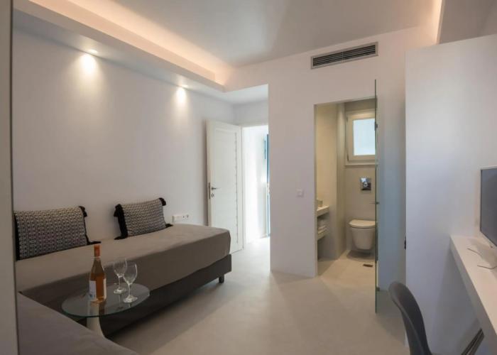 Alexandros Suites & Apartments