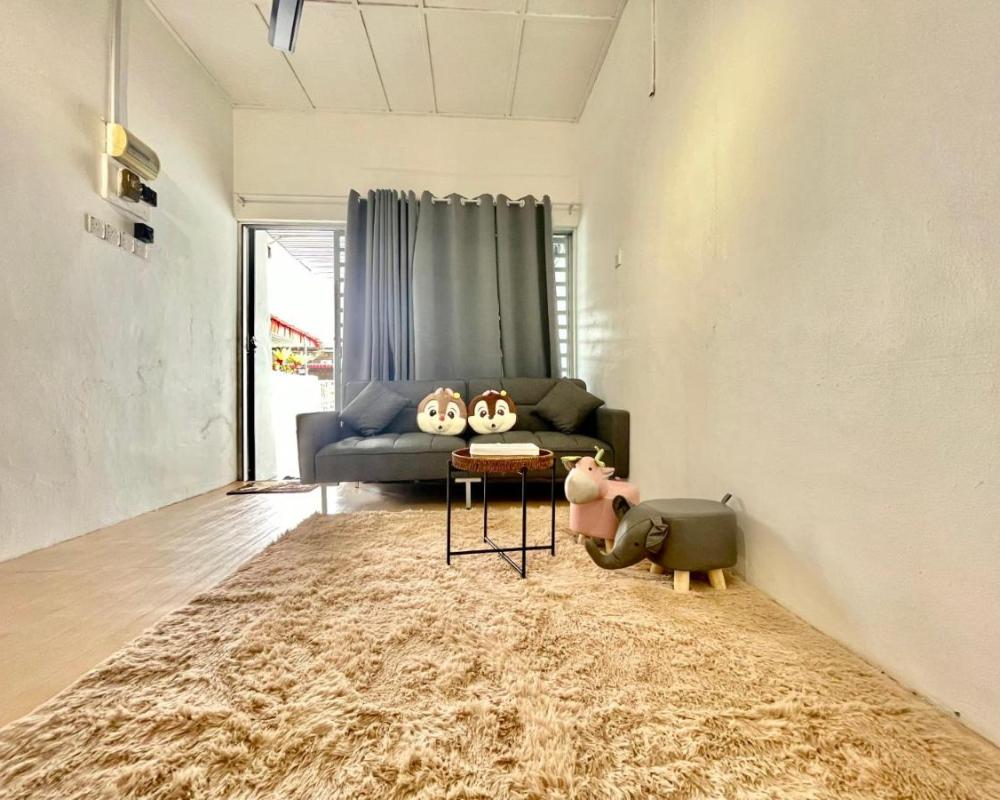 Cozy10perwira#6pax#Netflix#neariconcity&iconicpoint