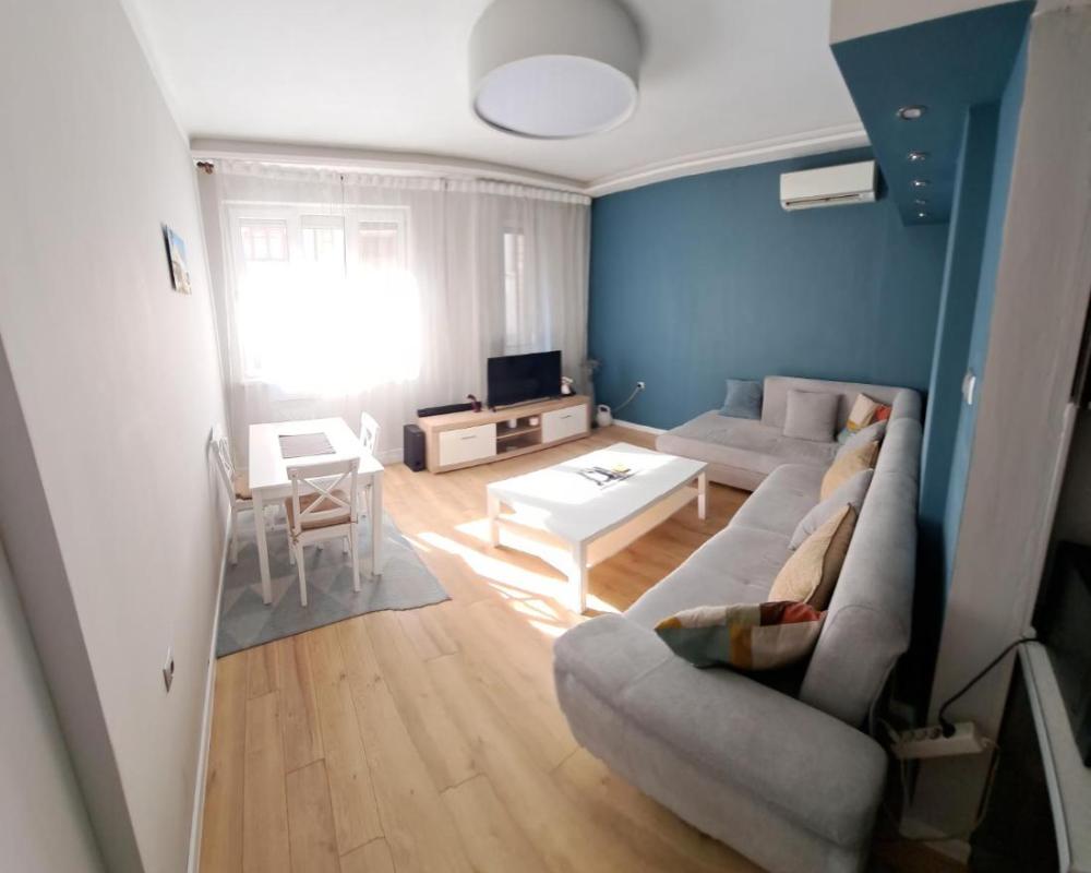 фото Apartment Sofia top center