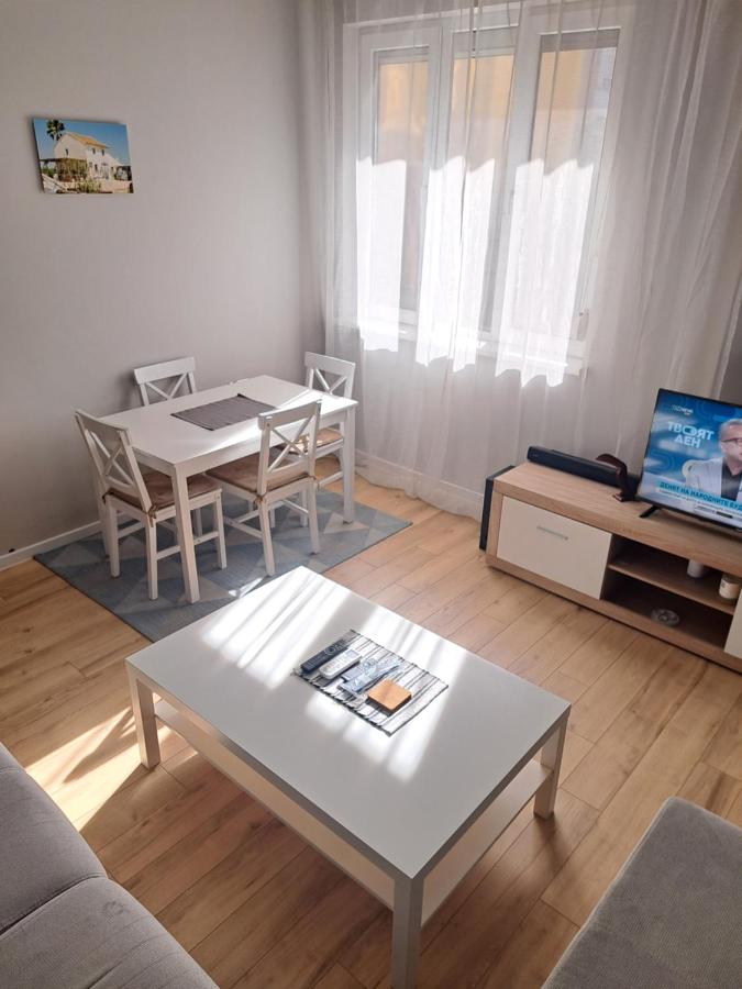 фото Apartment Sofia top center
