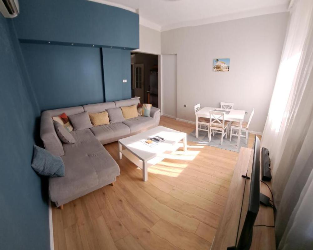 фото Apartment Sofia top center
