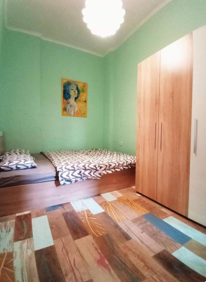 фото Apartment Sofia top center