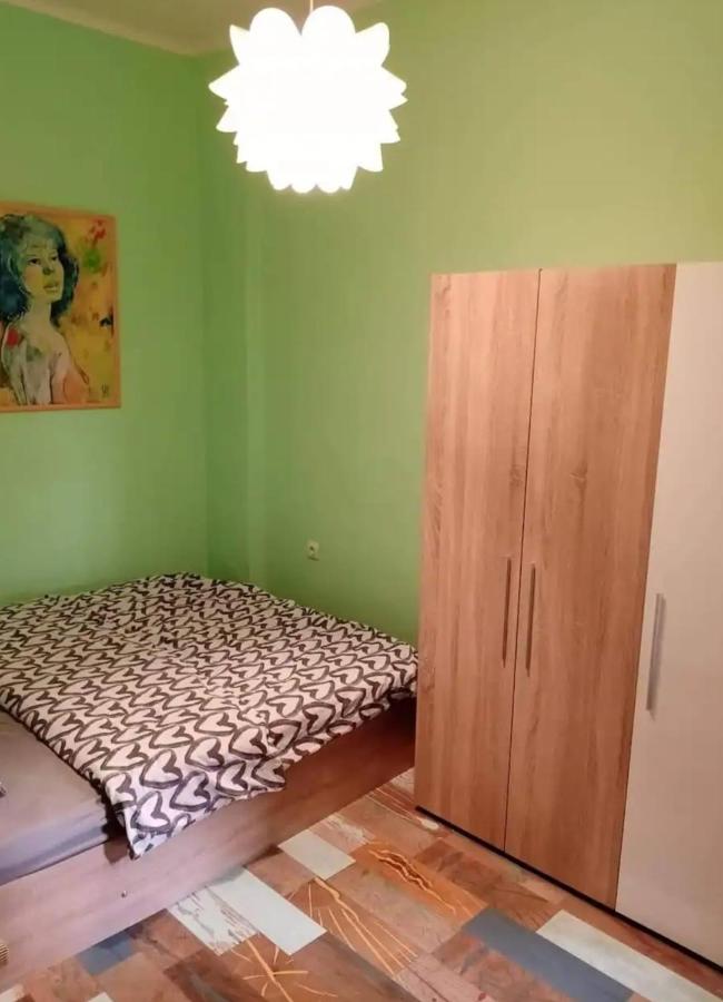 фото Apartment Sofia top center