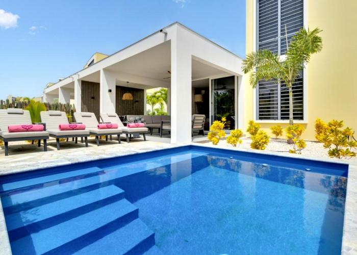 Delfins Residences