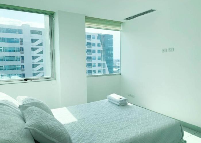 Departamento 2 habitaciones frente al Moll del Sol