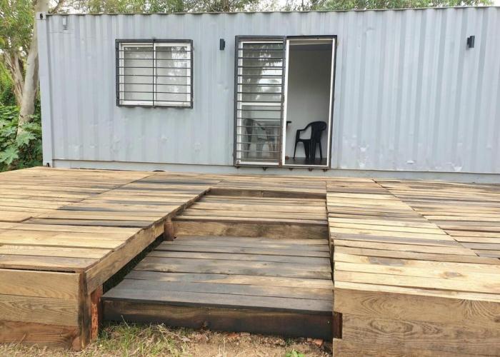 Casa Contenedor amoblado de 2 dormitorios El Tesoro
