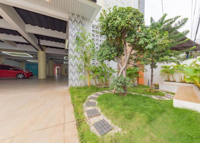 Sans Hotel Sky Home Syariah Tegal