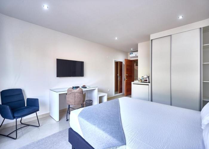 Cam's Suites
